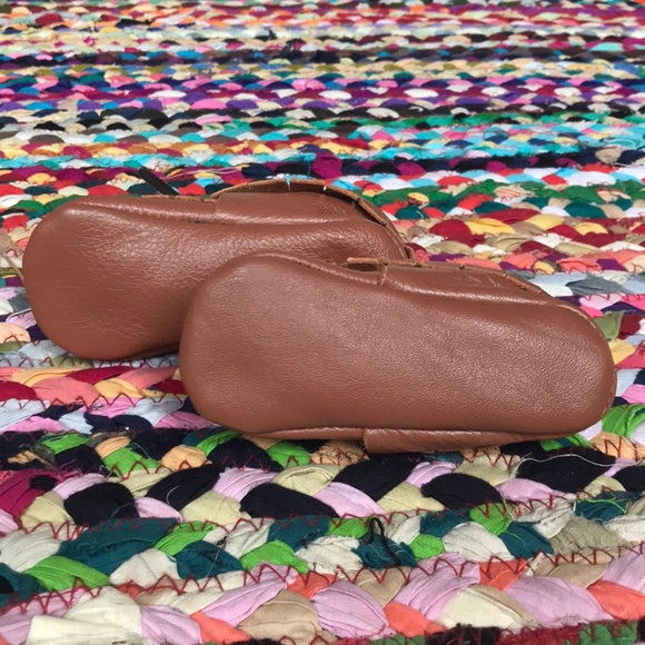 Baby Moccasin Leather Booties NWOT - Picture 3 of 3